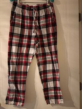 Old Navy Red, Green, White Plaid Flannel Pants